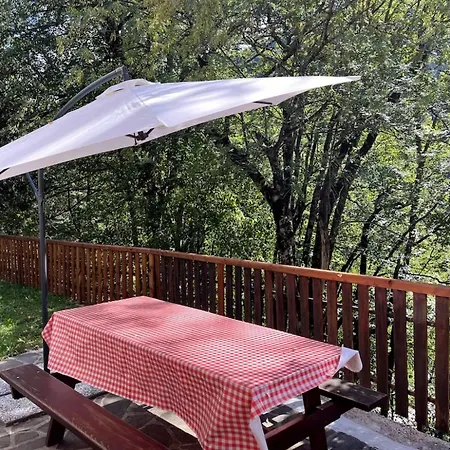 Casa Vacanze Patty Pracorno di Rabbi Exterior foto