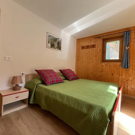 Casa Vacanze Patty Pracorno di Rabbi Exterior foto